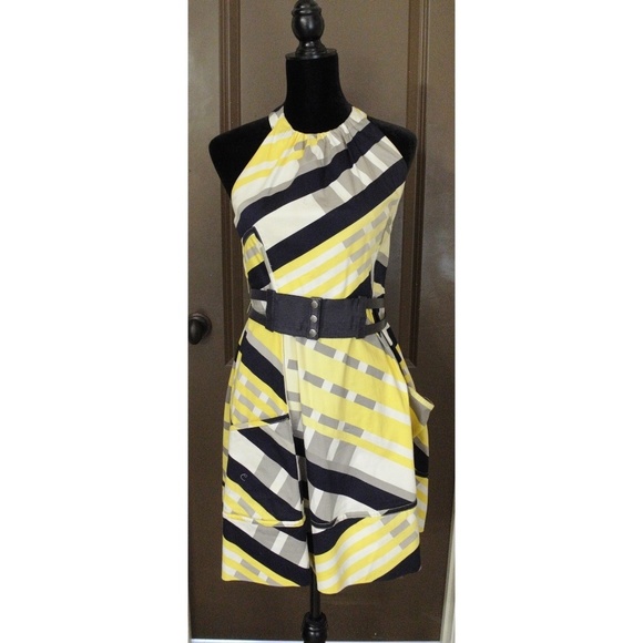 Jessica Simpson Dresses & Skirts - Cute dress with pockets Jessica Simpson Dresses & Skirts - Cute dress with pockets